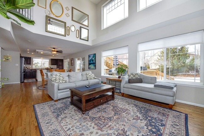 Building Photo - Spacious 2-Story with Mountain Views School District-20