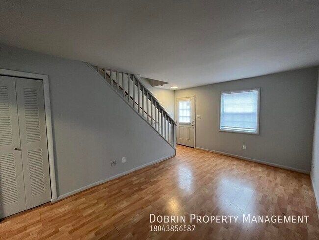 Building Photo - 1709 Colorado Ave