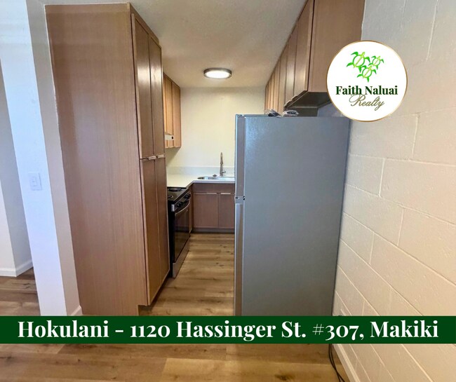 Building Photo - 1120 Hassinger St