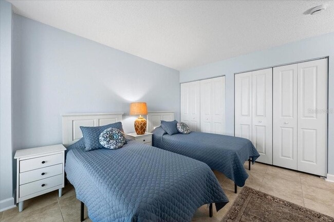 Building Photo - 440 S Gulfview Blvd