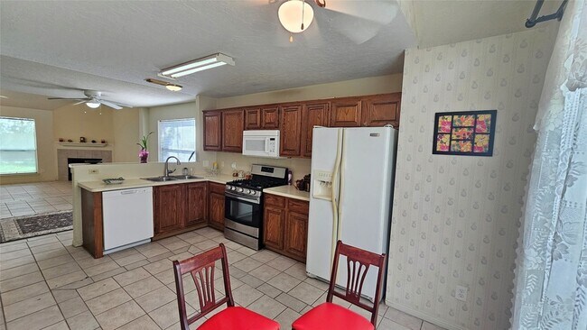 Building Photo - 21435 Park Mill Ln