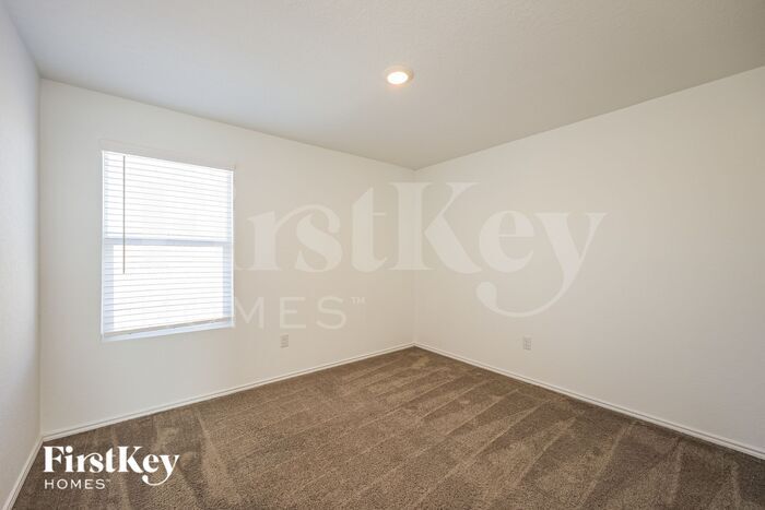 Building Photo - 7266 Plow Run