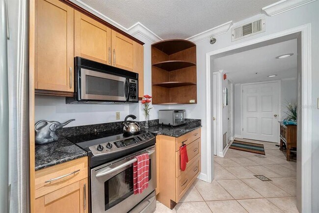 Building Photo - 206 Quayside Cir