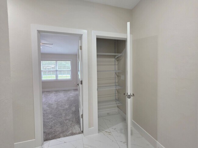 Building Photo - FOR RENT pool home, 3 bed 2 bath in The Quarries