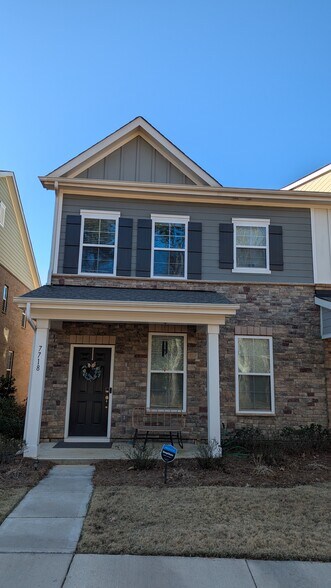 Building Photo - 7718 Nelson Rd