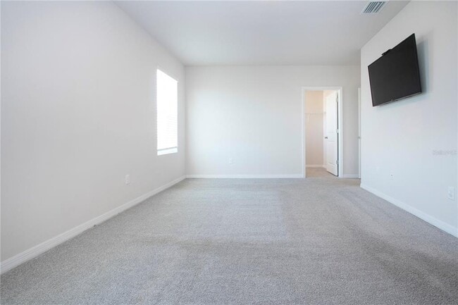 Building Photo - 3513 Hilltop Cir