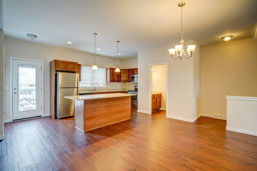 Building Photo - 4362 Eagle Ridge Ln