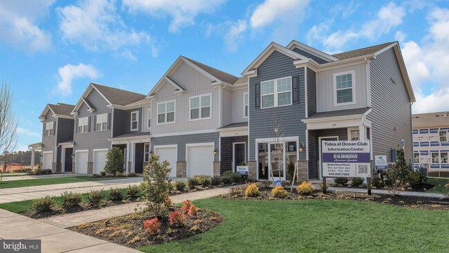 Building Photo - 200 HERMOSA Dr