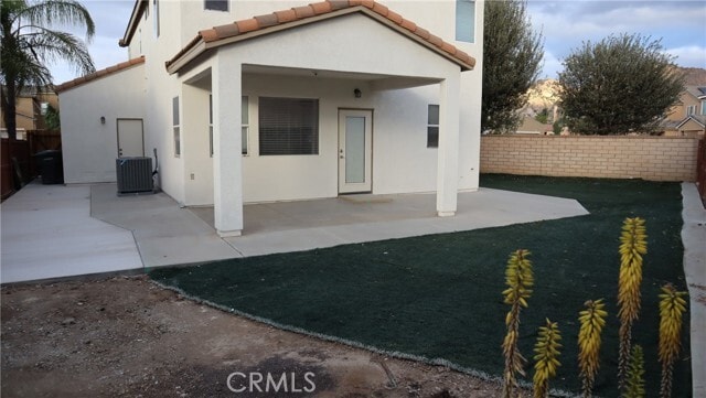 Building Photo - 3722 Almansa Way