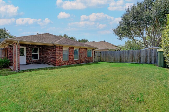 Building Photo - 20119 Bitterroot Ranch Dr