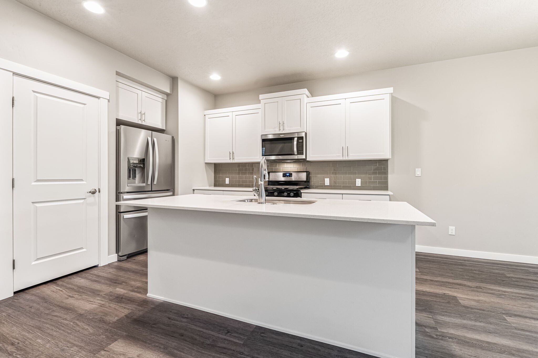 Building Photo - 2169 S Hills Ave