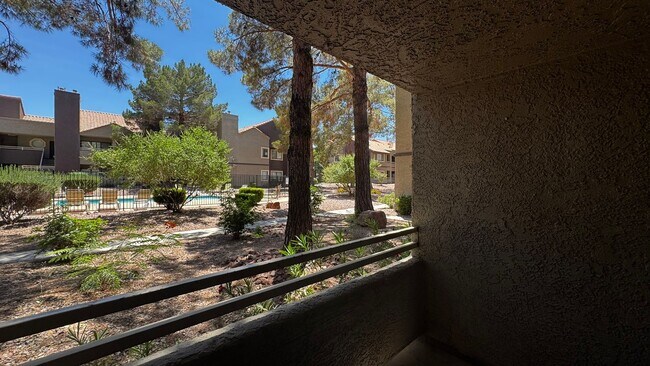 Building Photo - Vacation Lifestyle 2 bedroom first flor