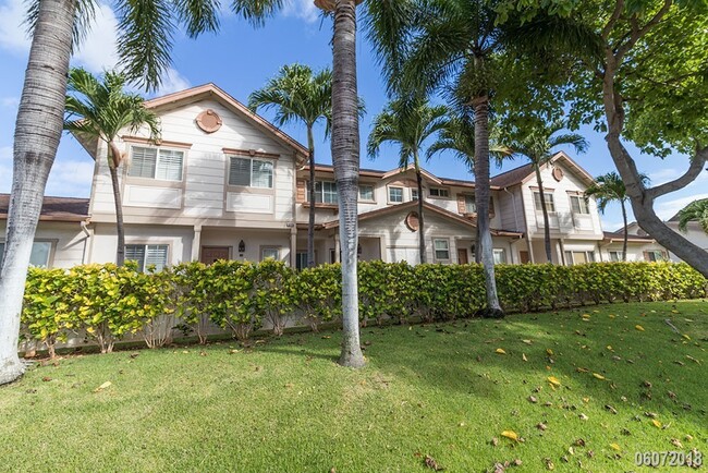 Primary Photo - Fairways Edge, 3br/2.5ba w/yard (pets nego...