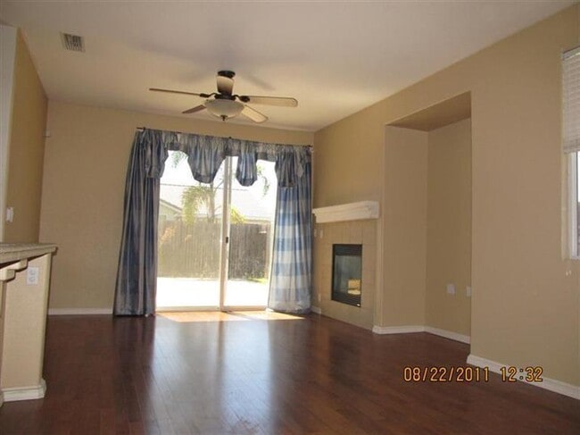 Building Photo - Great Home!