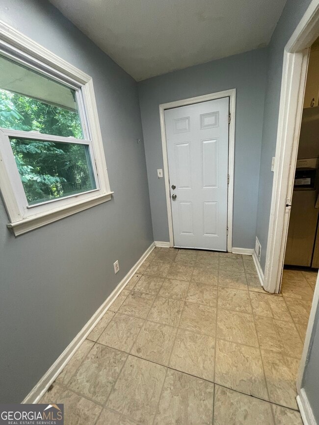 Building Photo - 5568 Rock Garden Ct NW