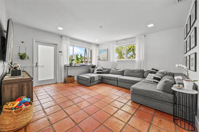 Building Photo - 8750 SW 125th Ter