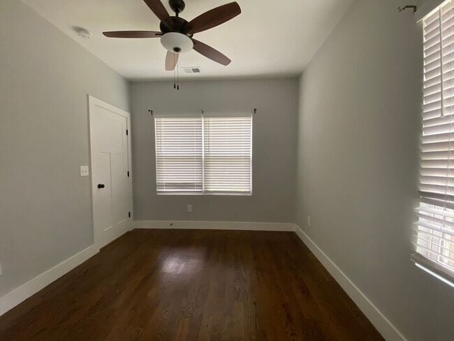 Building Photo - Beautiful 3 Bed 2 Bath in Madison - Newer Construction