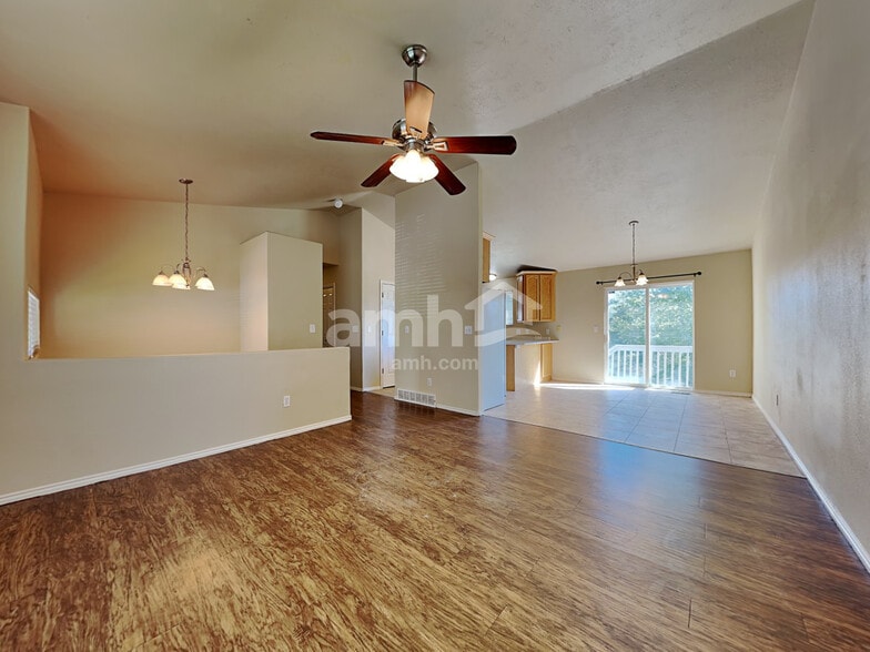 Building Photo - 11963 S Powder Cv