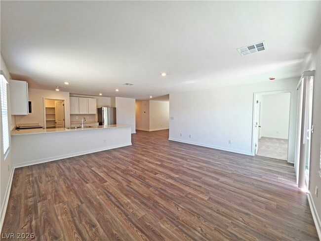 Building Photo - 660 Huyana Wind Dr