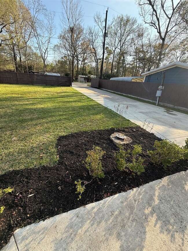 Building Photo - 610 Elk Dr