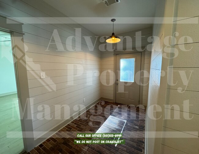 Building Photo - 846 Donaghey Ave