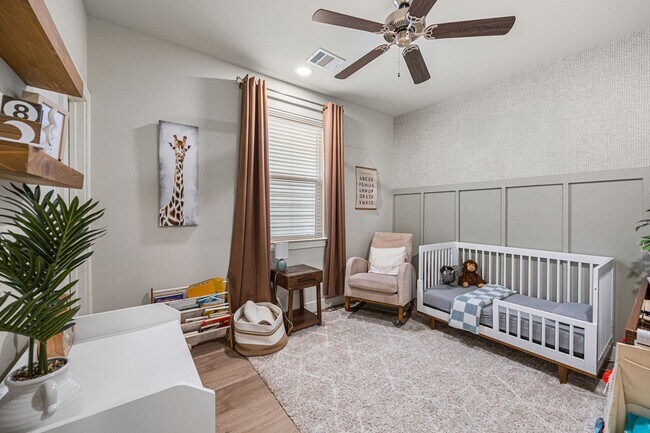 Building Photo - 8817 Hollister Pine Ct
