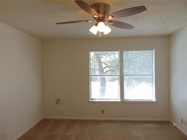 Building Photo - 5016 Cana Cove