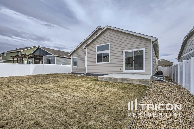 Building Photo - 5398 Chantry Dr