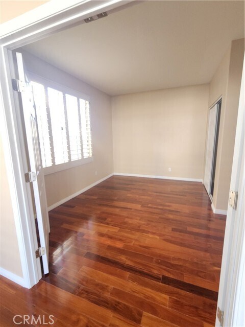 Building Photo - 5429 Turner Ct