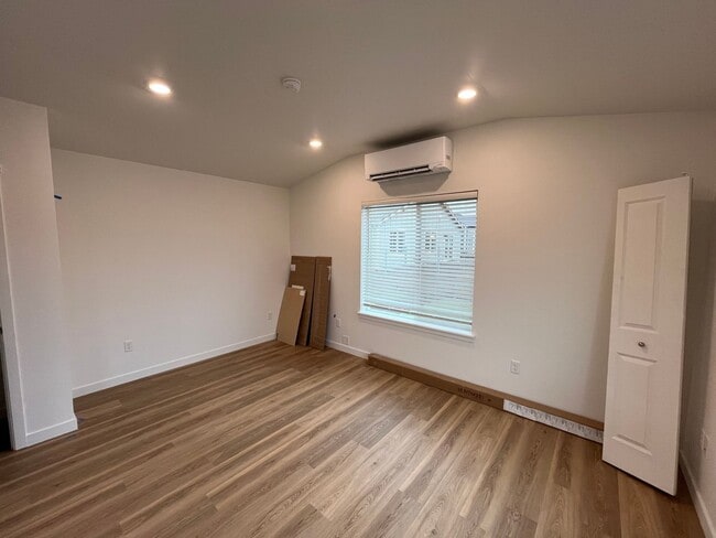 Building Photo - Newly Constructed ADU in Madras