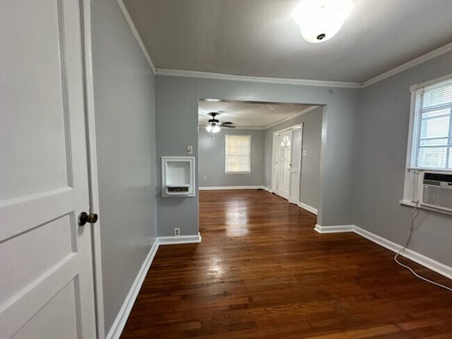 Building Photo - mks2547