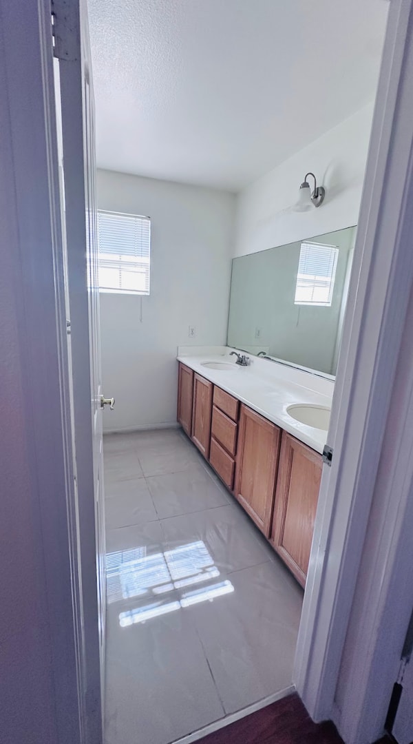 Building Photo - Spacious 4-Bedroom Home With 3-Car Garage ...