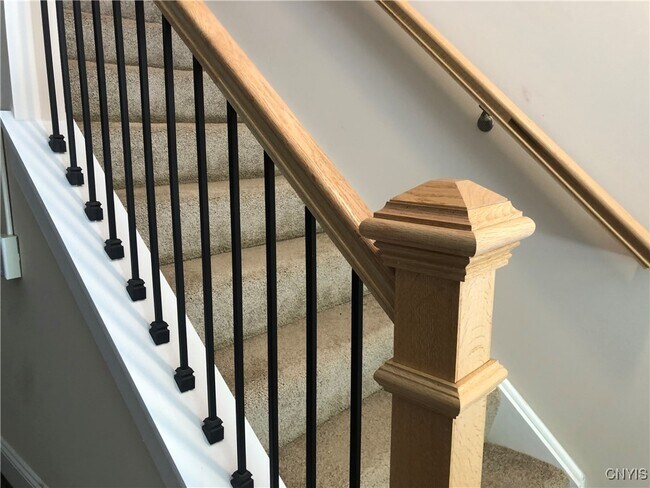 Building Photo - 224 Chapel St