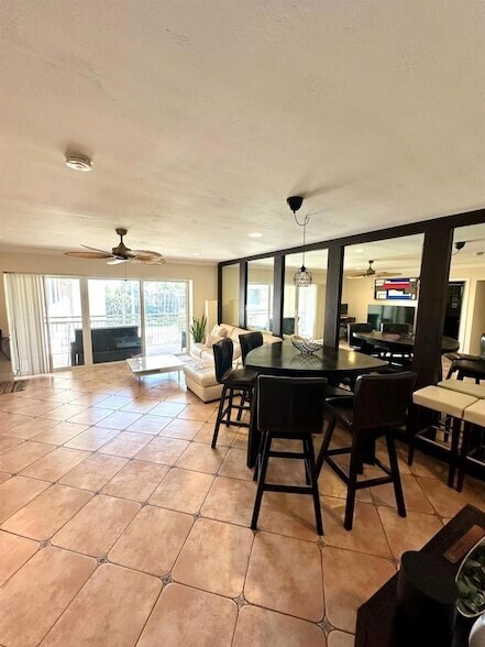 Building Photo - 2501 S Ocean Blvd