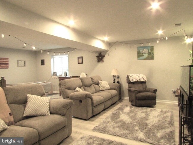 Building Photo - 29997 Plantation Dr