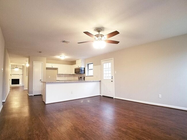 Building Photo - 3523 Mayfield Oaks Ln