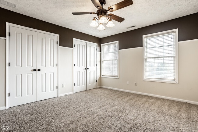 Building Photo - 8102 Fairway Dr