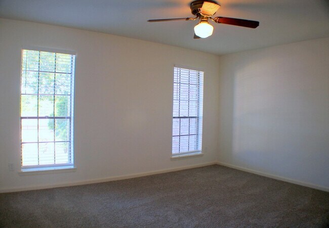 Building Photo - 5100 Allendale Rd