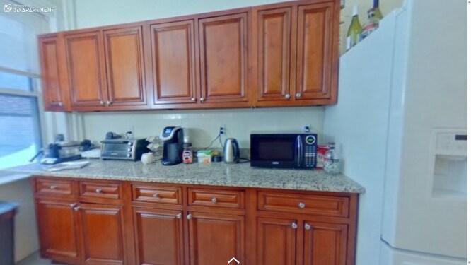 Building Photo - 16 Euston St