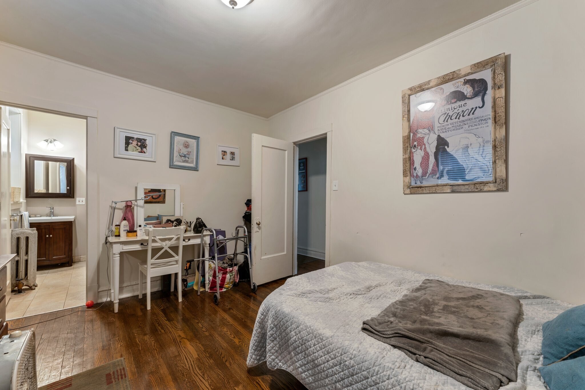 Building Photo - 1432 W Jonquil Ter