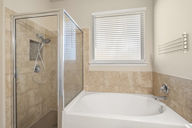 Building Photo - 9722 Massanutten Ln