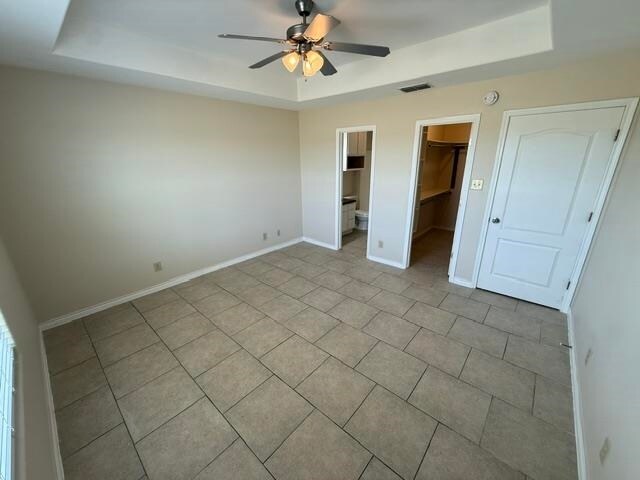 Building Photo - 2720 Camelot Dr