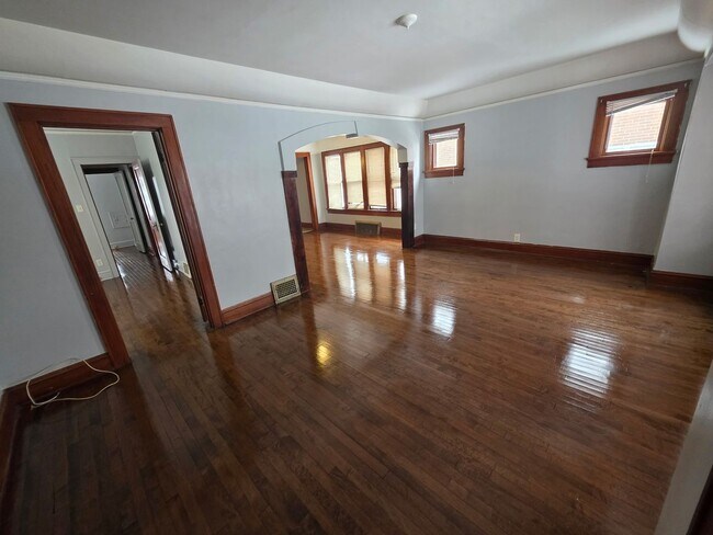 Building Photo - 2918-2920 N 47th St