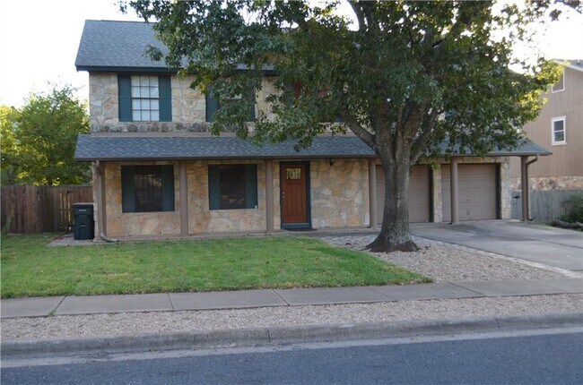 Primary Photo - 13254 Kerrville Folkway
