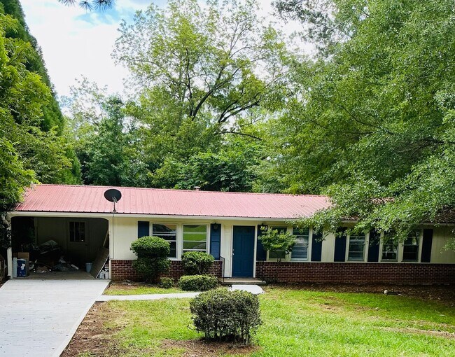 Primary Photo - Now Available! Newly Renovated 3 BR/2 BA i...