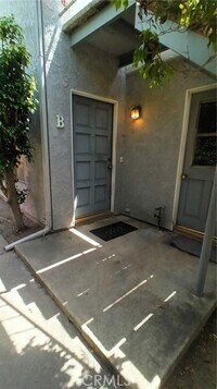 Building Photo - 124 E Colorado Blvd