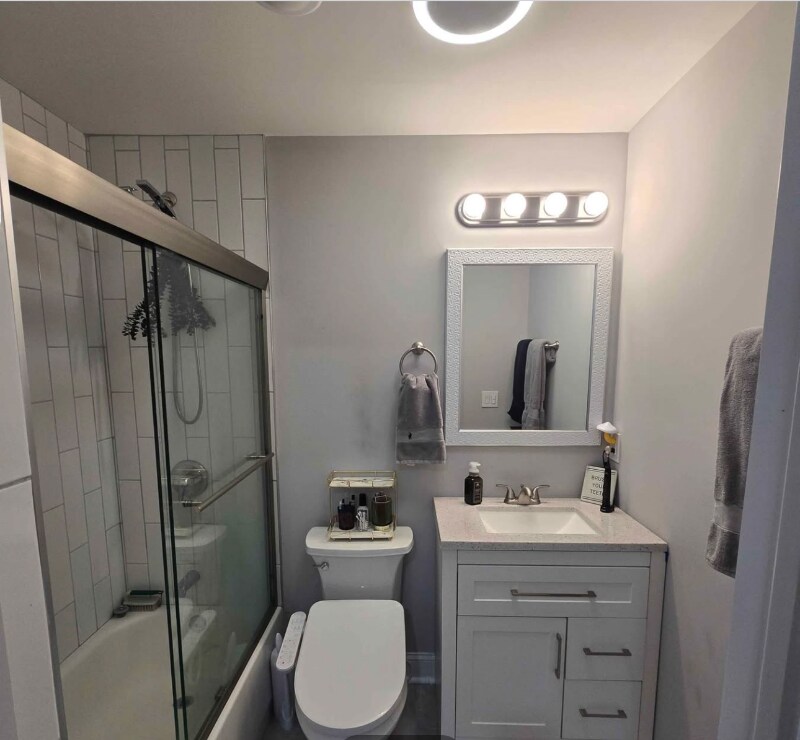 Building Photo - 113 Winslow Pl