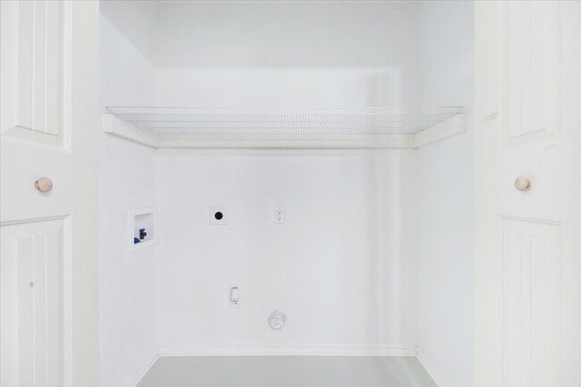 Building Photo - 11357 Gil Rodriguez Lp W