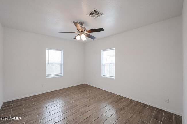 Building Photo - 1215 W Pima St