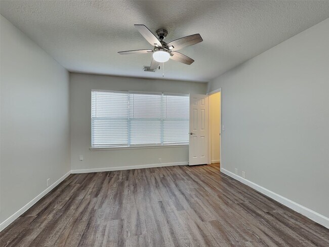 Building Photo - 19722 Twin Canyon Ct